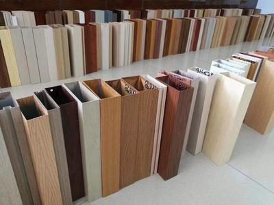 立面外墙木纹铝方通,外墙铝格栅